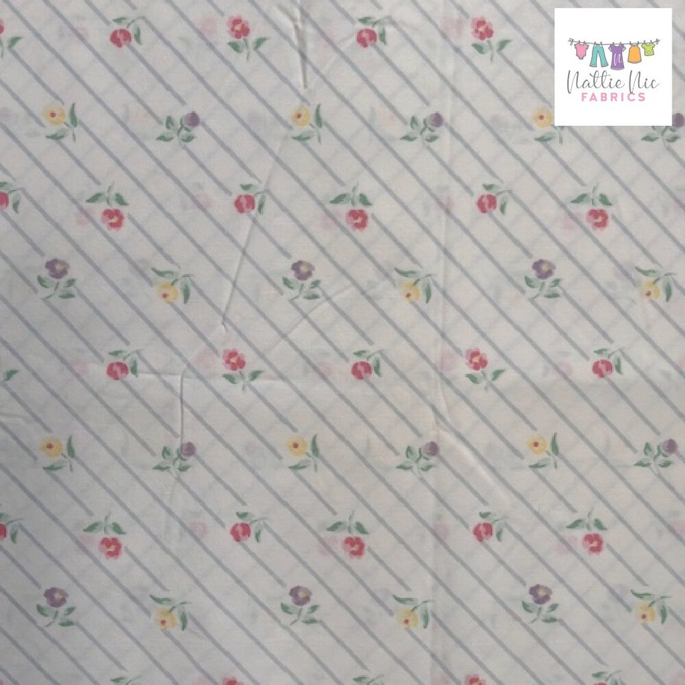 Vintage Queen Size Flat sheet in beautiful diagonal stripe rose floral, JC Penne - Picture 3 of 4